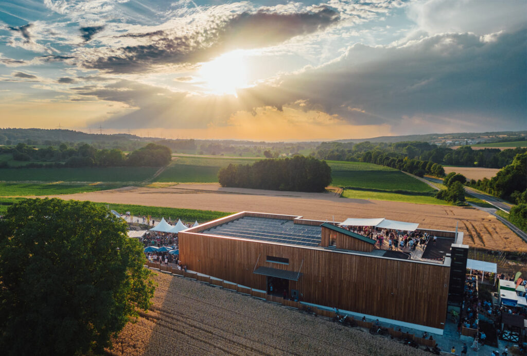 Weingut_Klenert_Event_mit_Sonnenuntergang